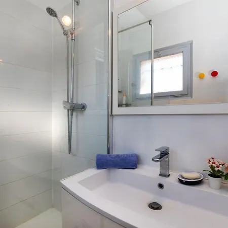 Apartment Apartment L'Escala Caraibes By Interhome *
